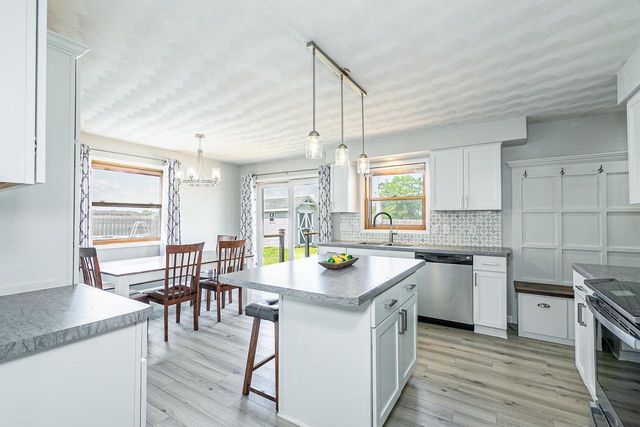713 STRAWBERRY LANE, Kimberly, WI 54136