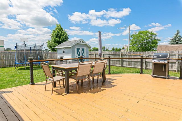 713 STRAWBERRY LANE, Kimberly, WI 54136