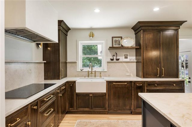 511 Dogwood Lake Trail, Alpharetta, GA 30004