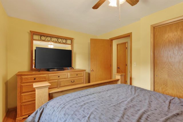 7710 MEADOWLARK LANE, Wisconsin Rapids, WI 54494