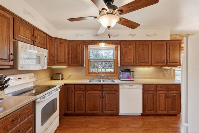 7710 MEADOWLARK LANE, Wisconsin Rapids, WI 54494