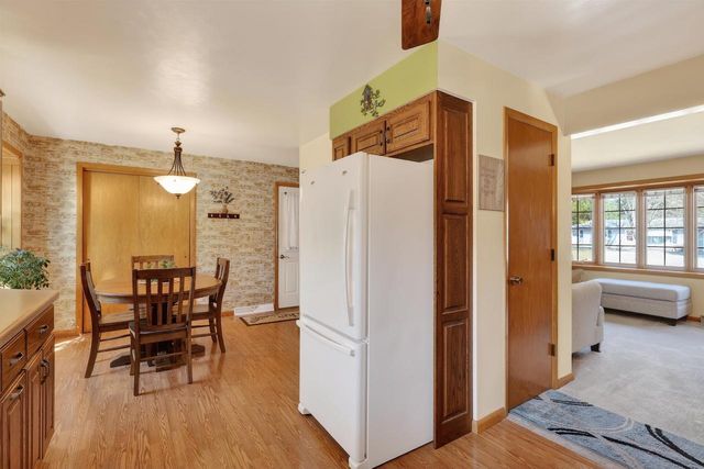 7710 MEADOWLARK LANE, Wisconsin Rapids, WI 54494