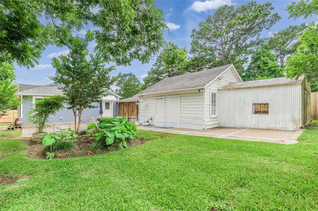 1103 Thiel Street, Brenham, TX 77833