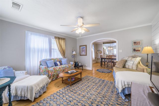 1103 Thiel Street, Brenham, TX 77833