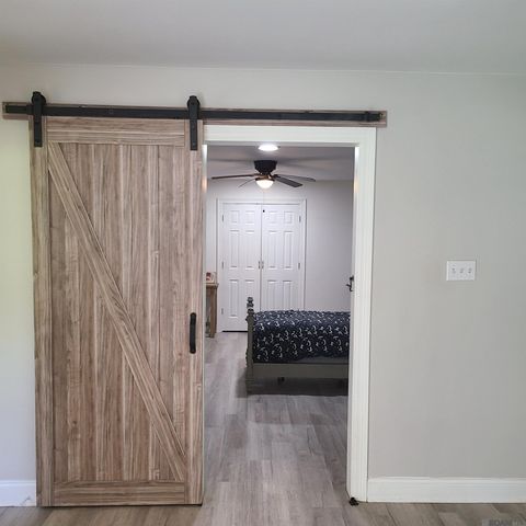 11334 Sandra Dr, Walker, LA 70785