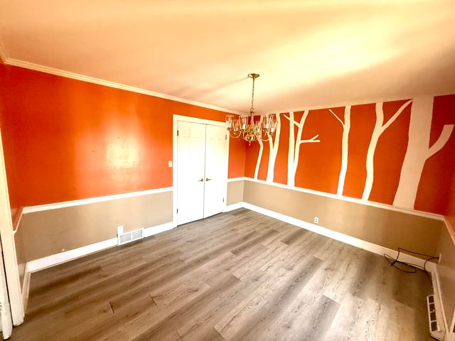 604 E Lexington Street, Harrodsburg, KY 40330