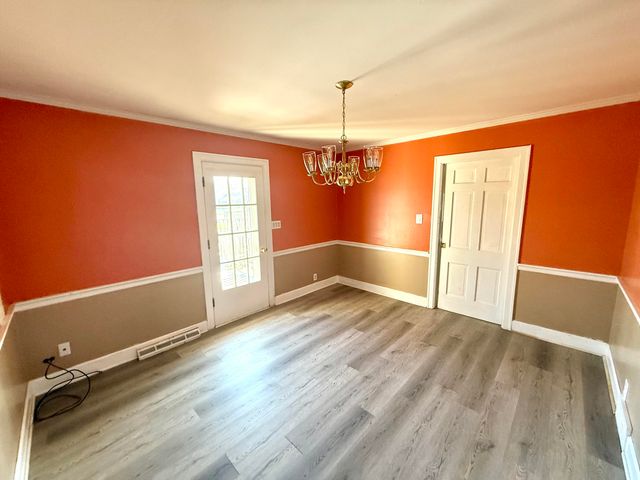 604 E Lexington Street, Harrodsburg, KY 40330