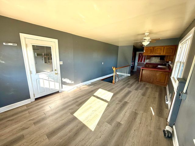 604 E Lexington Street, Harrodsburg, KY 40330