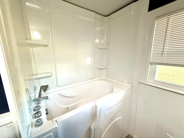 604 E Lexington Street, Harrodsburg, KY 40330