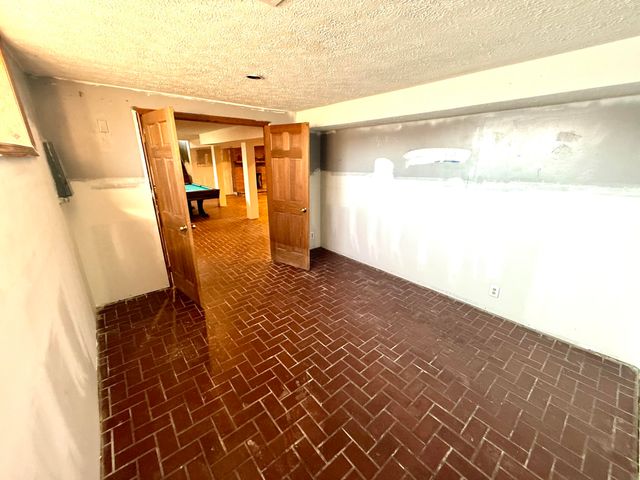 604 E Lexington Street, Harrodsburg, KY 40330