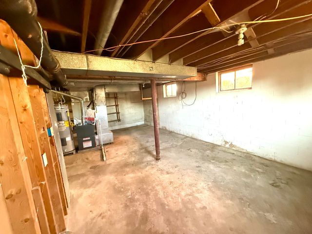 604 E Lexington Street, Harrodsburg, KY 40330