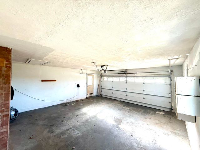 604 E Lexington Street, Harrodsburg, KY 40330