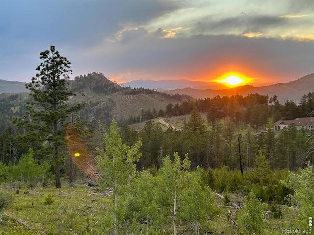 892 Stratton Park Road, Bellvue, CO 80512