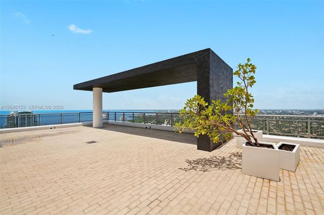 60 SW 13th St 4002, Miami, FL 33130