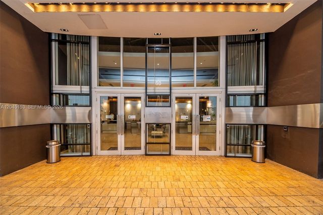 60 SW 13th St 4002, Miami, FL 33130