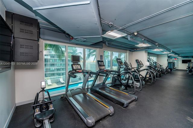 60 SW 13th St 4002, Miami, FL 33130