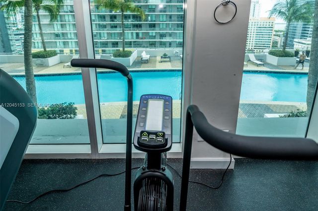 60 SW 13th St 4002, Miami, FL 33130