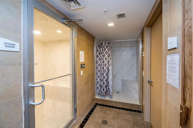 60 SW 13th St 4002, Miami, FL 33130