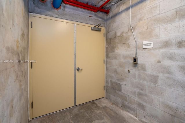 60 SW 13th St 4002, Miami, FL 33130
