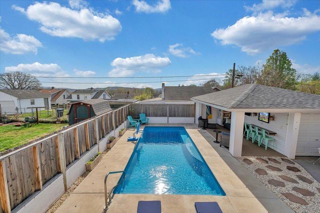 1518 Langhorne ST, Roanoke, VA 24013