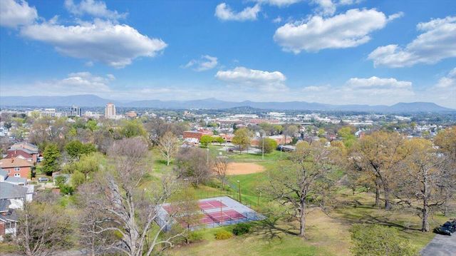 1518 Langhorne ST, Roanoke, VA 24013