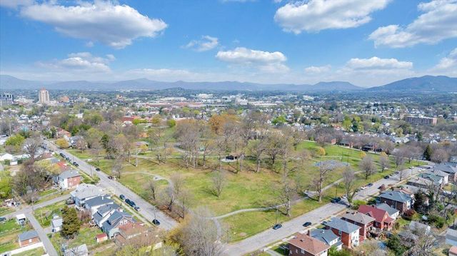 1518 Langhorne ST, Roanoke, VA 24013