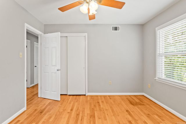 1814 N mississippi, Little Rock, AR 72227