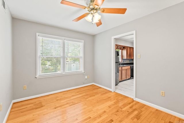 1814 N mississippi, Little Rock, AR 72227