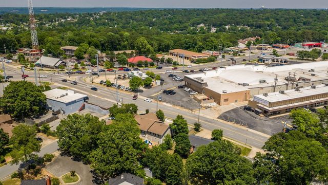 1814 N mississippi, Little Rock, AR 72227
