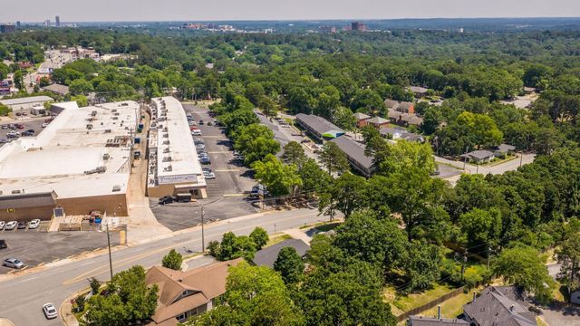 1814 N mississippi, Little Rock, AR 72227