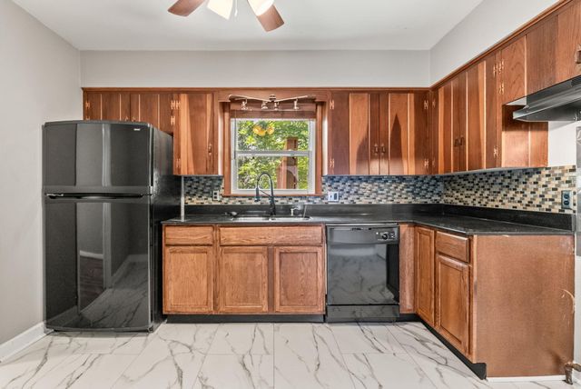 1814 N mississippi, Little Rock, AR 72227