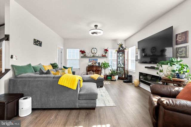 15542 TWIN RIVER CIR, Bowie, MD 20716