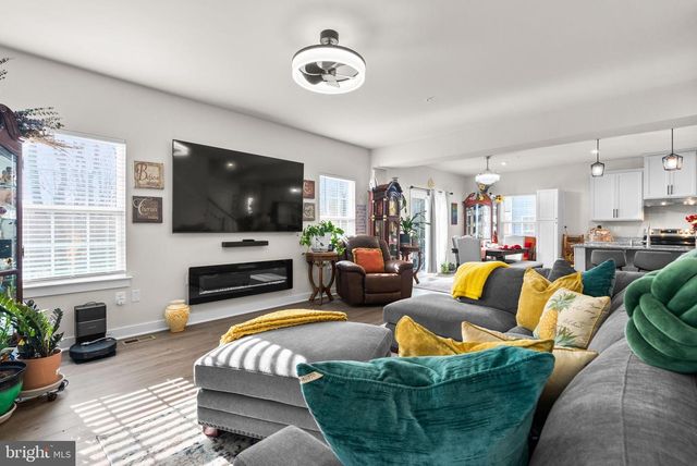 15542 TWIN RIVER CIR, Bowie, MD 20716