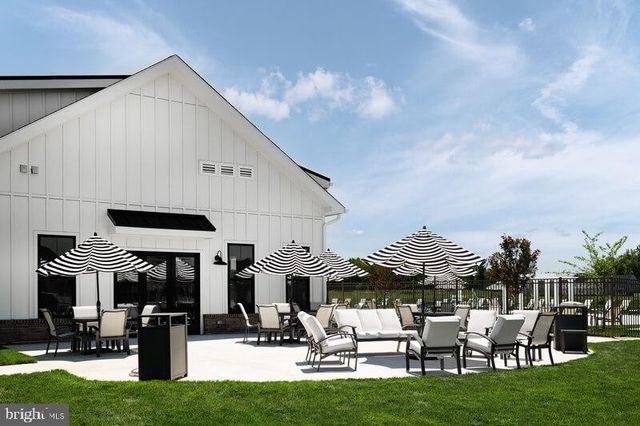 15542 TWIN RIVER CIR, Bowie, MD 20716