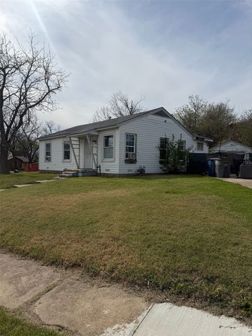 2033 Redman Circle, Dallas, TX 75223