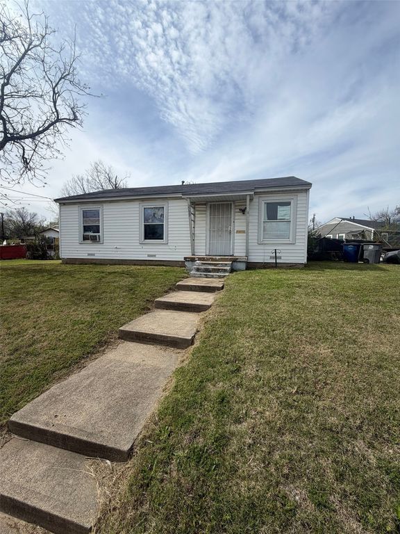 2033 Redman Circle, Dallas, TX 75223