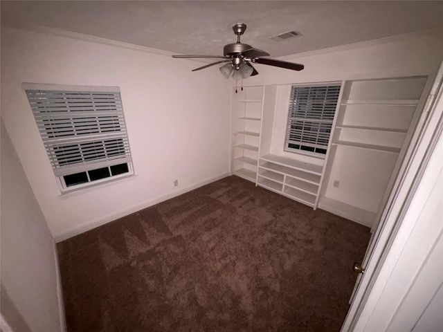 717 Wafer Street, Pasadena, TX 77506