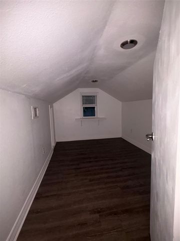 717 Wafer Street, Pasadena, TX 77506
