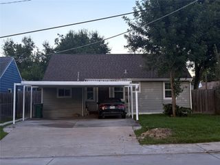 717 Wafer Street, Pasadena, TX 77506