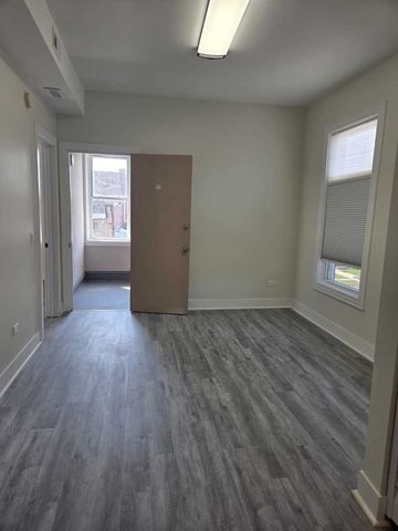 6207 S Bishop Street 1, Chicago, IL 60636