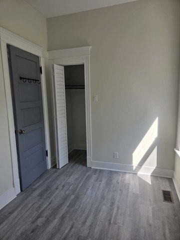 6207 S Bishop Street 1, Chicago, IL 60636