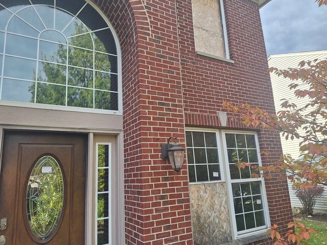 10 Lilac Court, Bolingbrook, IL 60490