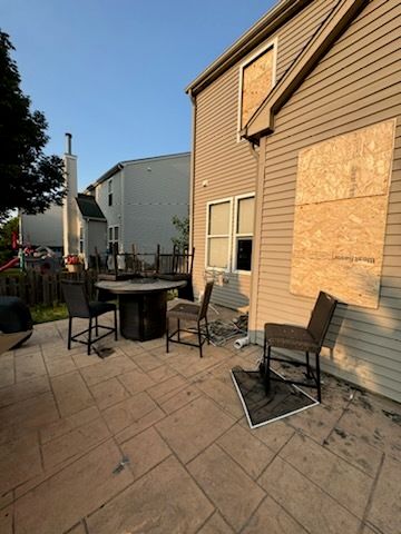 10 Lilac Court, Bolingbrook, IL 60490