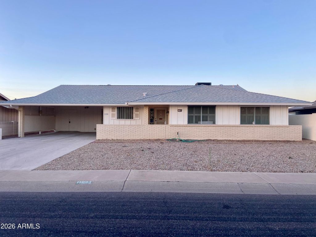 11088 W FRONTIER Drive, Sun City, AZ 85351