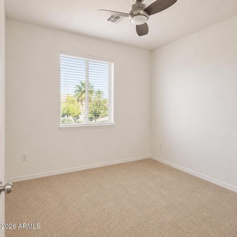 250 W Queen Creek Apt 237, Chandler, AZ 85248
