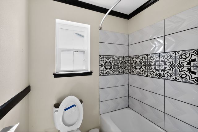 474 Greenwood Avenue, Nash, TX 75569