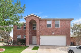 3825 Foxhound Lane, Fort Worth, TX 76123