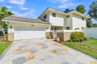 6481 SW 13th Street, Plantation, FL 33317