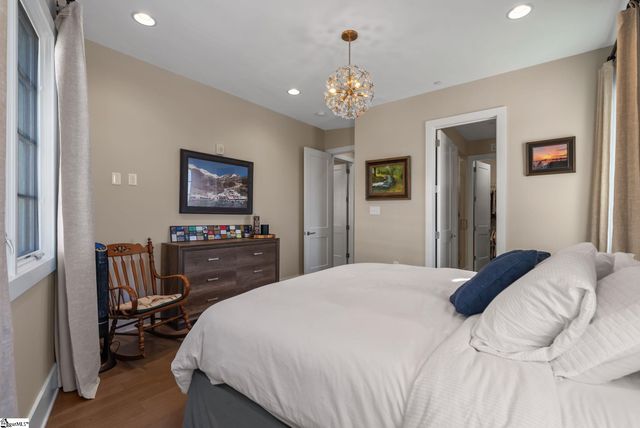 121 Rhett Street Unit 501, Greenville, SC 29601