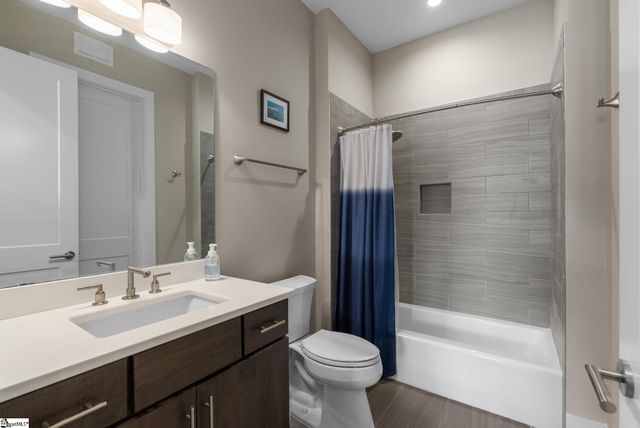 121 Rhett Street Unit 501, Greenville, SC 29601